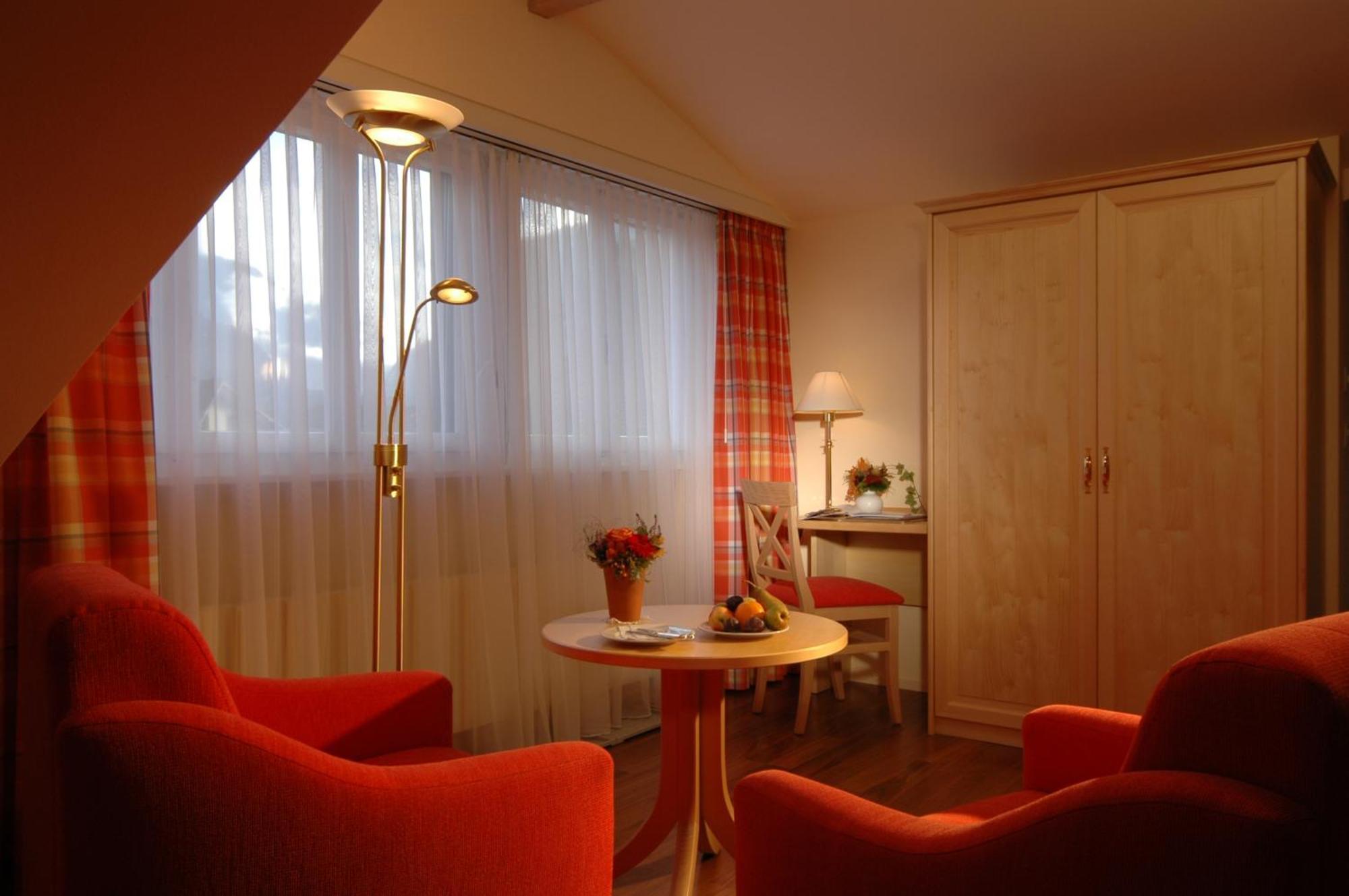 Alpenblick & Restaurant By Interlaken Hotel 3*